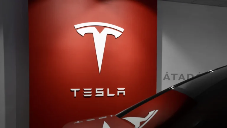 Why Tesla’s Customer Loyalty is Crushing the Competition
