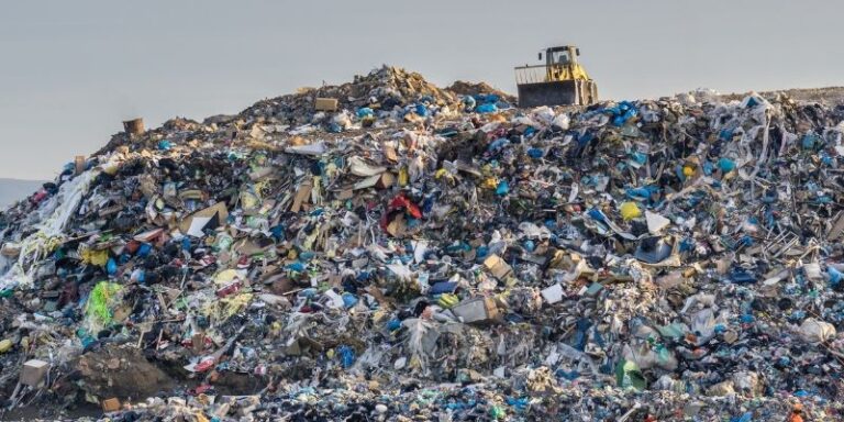 Treaty Talks Struggle to Stop Plastic Pollution Crisis